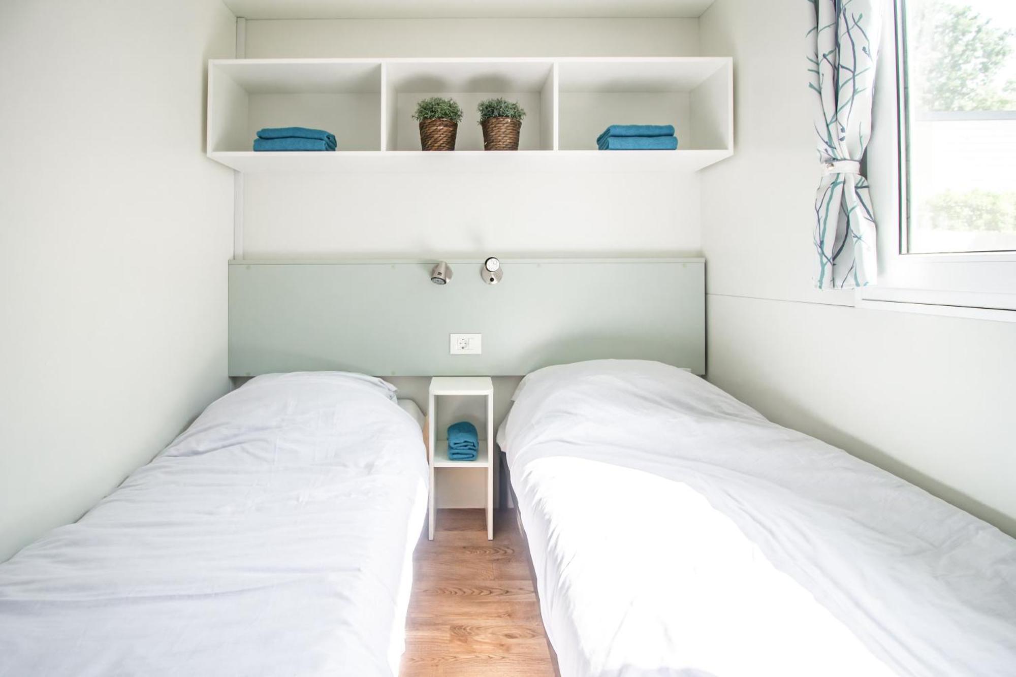 Easyatent Mobile Home Lanterna Pokoj fotografie
