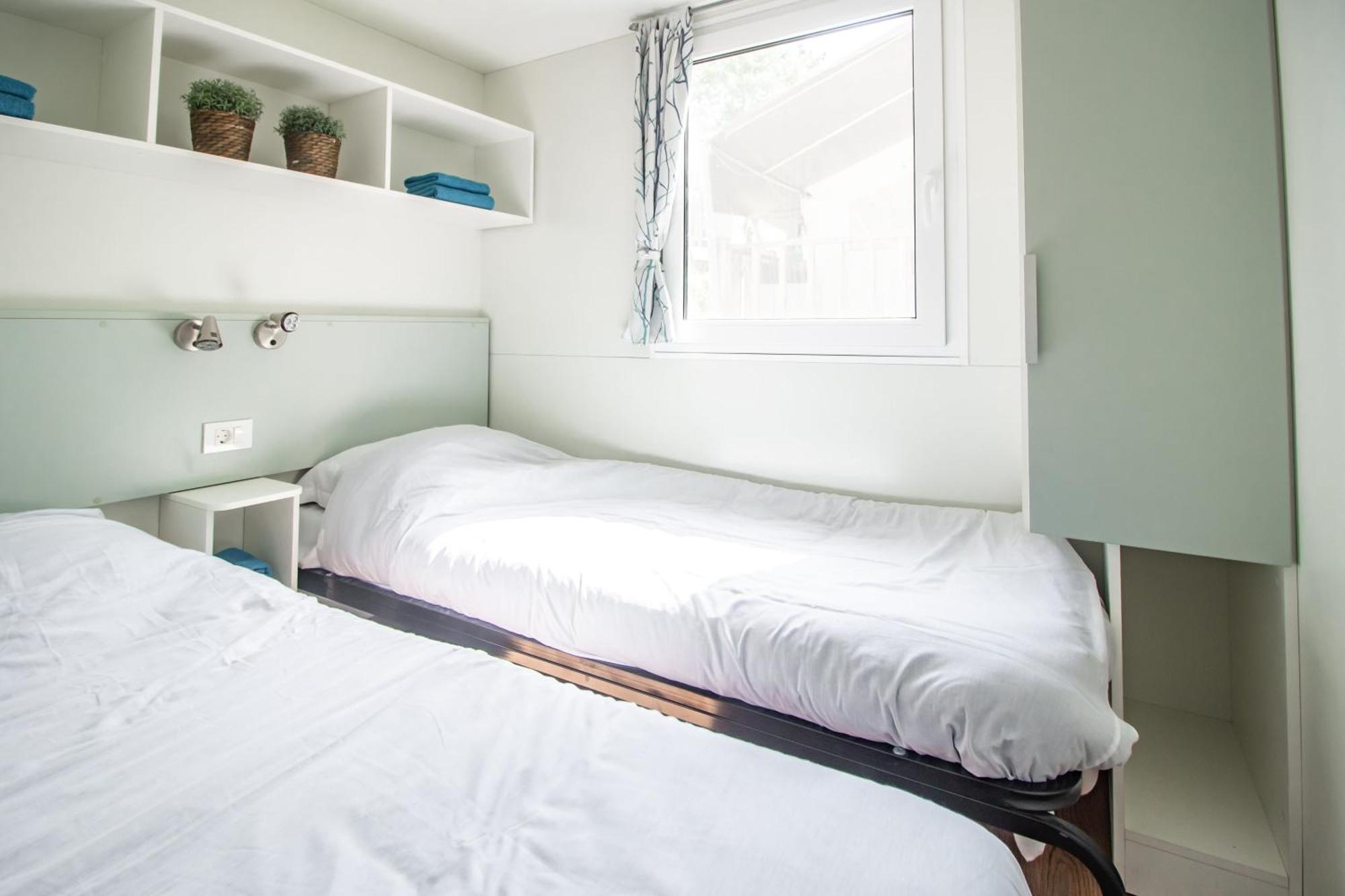 Easyatent Mobile Home Lanterna Pokoj fotografie